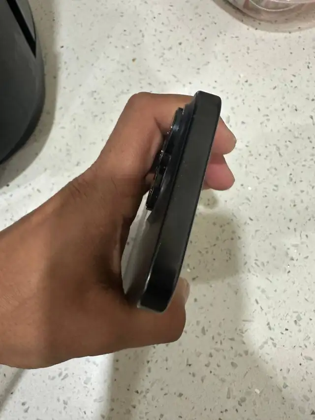 iPhone 16 Pro 256gb Airpods Package/Delivery - Photo 7