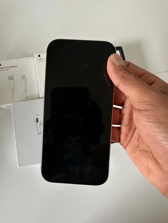 iPhone 16 Pro 128gb Airpods/Fast Charger/Delivery - Photo 5