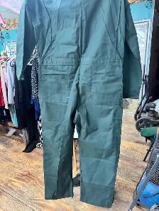 Combinaisons de travail confortables et durables, parfaites pour