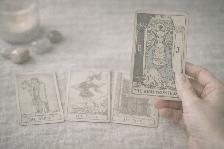 Tarot & Spiritual Coaching / Tarot et Coaching Spirituel