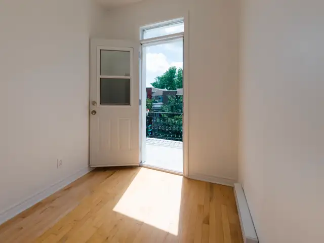 Beau Grand 5 ½, Ville-Marie, à 5 min. pieds du métro Frontenac - Photo 8