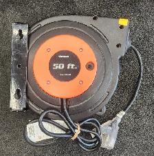 Dewenwils 50 ft. Retractable Extension Cord - Doesn't Lock Open