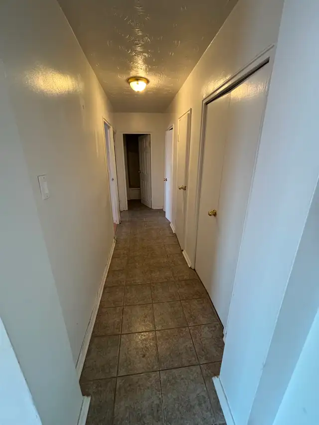 Balconies Spacious 2-Beds Apt in Rosemount $1999 All-Inclusive - Photo 5