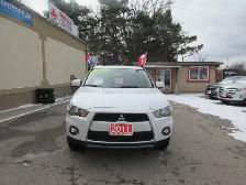2011 Mitsubishi Outlander LS - Photo 2