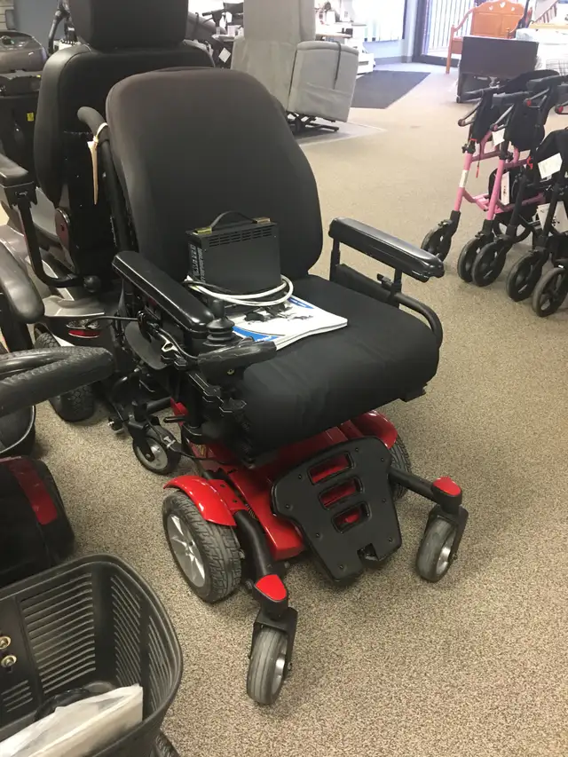 Refurbished Equipment at SUPERIOR Home Health Care - Photo 7