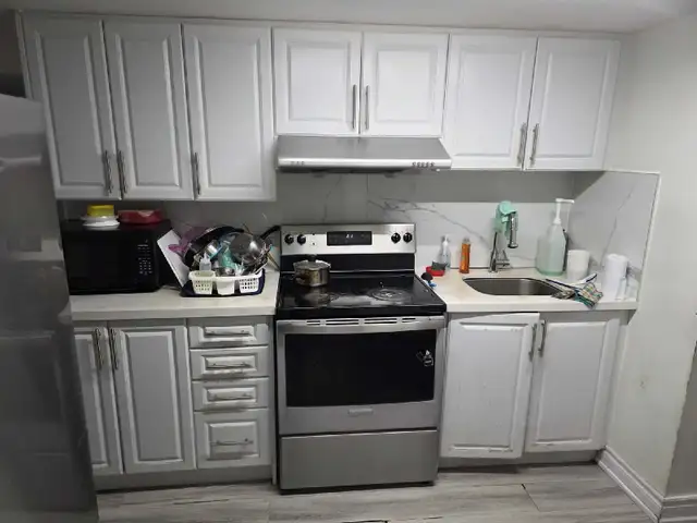 Sharing Room for rent in Scarborough - Photo 3