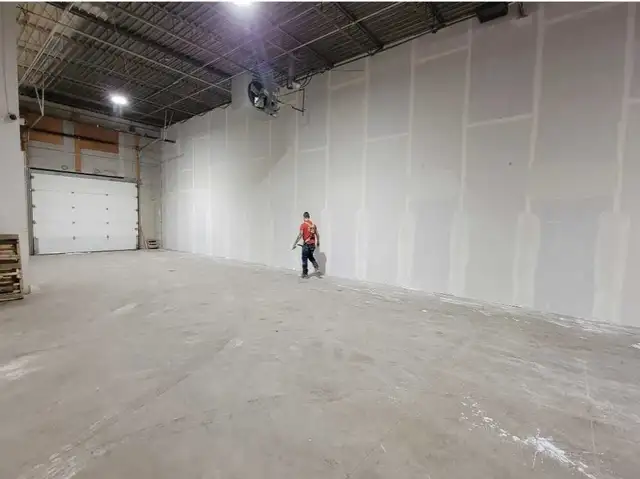 Drywall Repair & Skim Coating – Clean Finish (Ottawa) - Photo 4