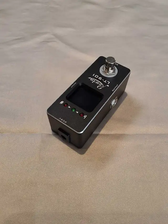 Rowin LT-901 Digital Tuner Guitar Pedal - Photo 2