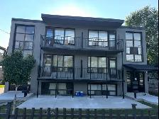 Renovated and central (Sheppard and Keele) - 3bdrm apartment