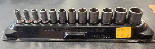 Snap-On 12pc 1/4' Drive 6-Point Flank Drive Semi-Deep Metric Set