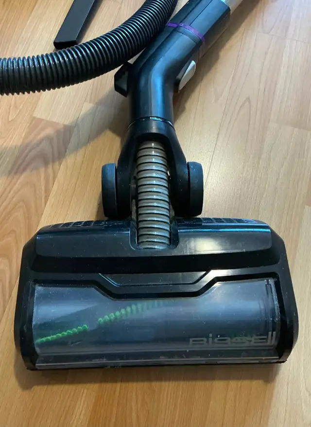 Vacuum Cleaner - Photo 4
