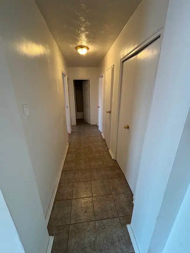 Balconies Spacious 2-Beds Apt in Rosemount $1999 All-Inclusive - Photo 5