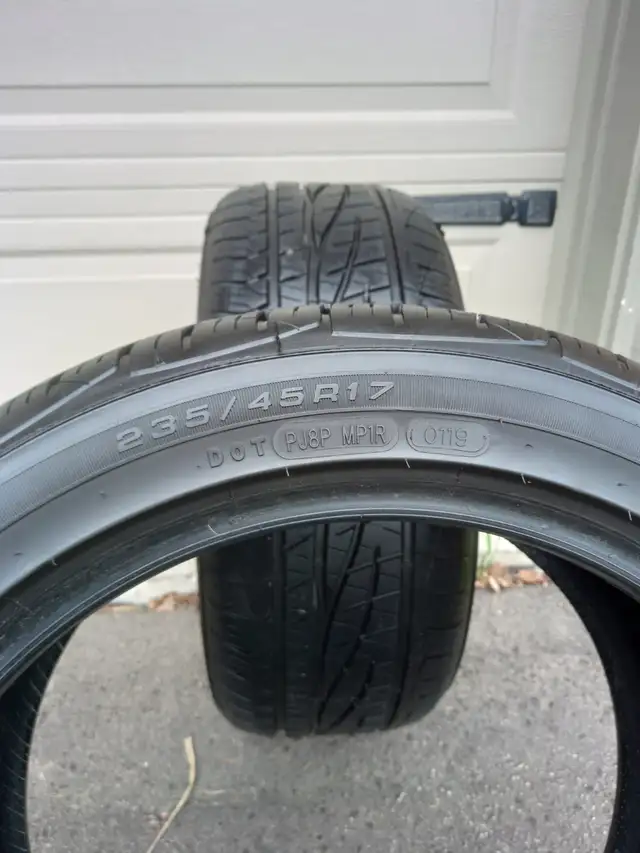 2 tires KELLY 235/45/R17 all season. - Photo 4