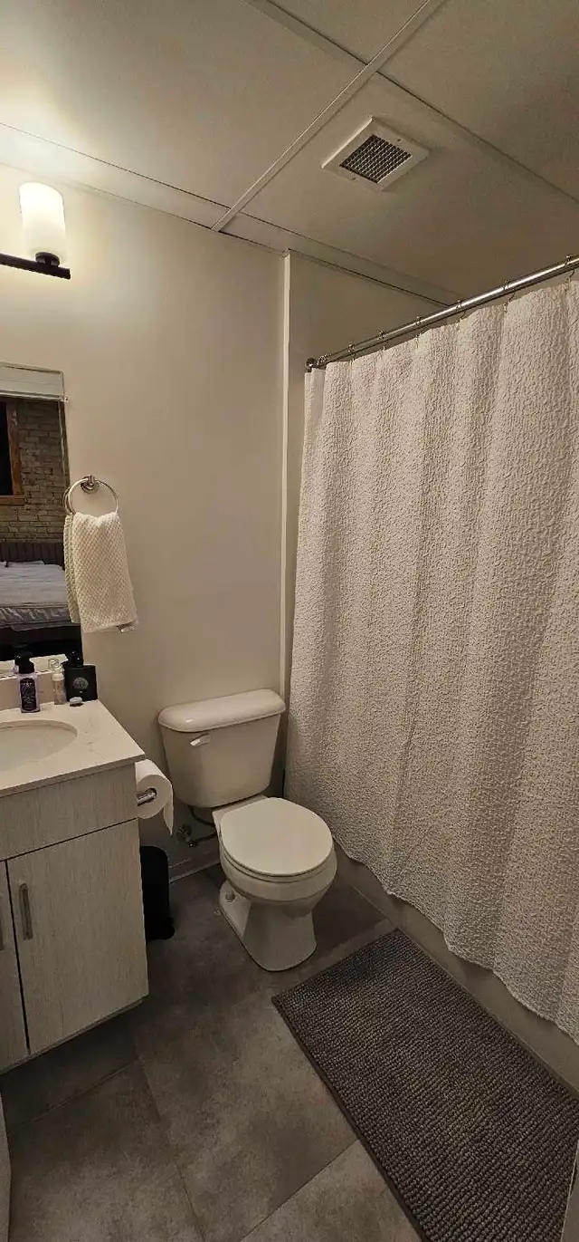 Apartment for sublet - Photo 2