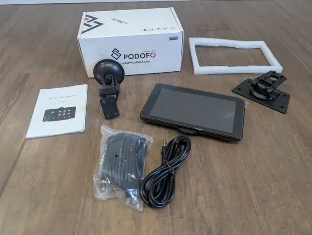 Brand New Podofo 7" Portable CarPlay Screen For Sale - Photo 4