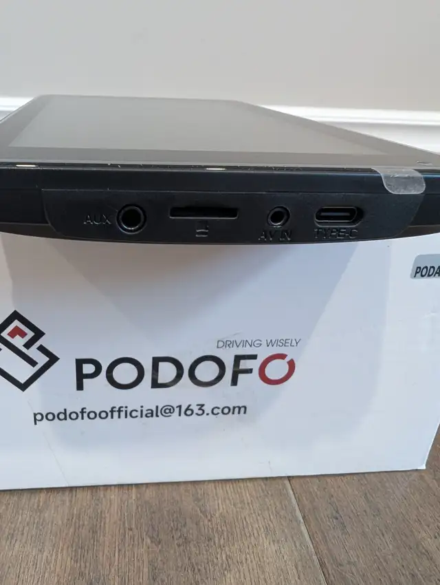 Brand New Podofo 7" Portable CarPlay Screen For Sale - Photo 7