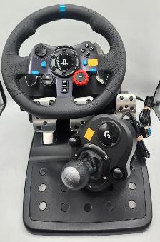 Logitech G29 Steering Wheel with Pedal for Playstation/PC