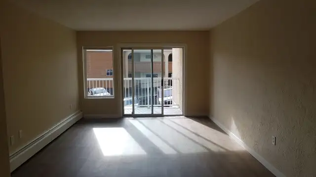 2 Bedroom Apartment – Newly Renovated –$2200 - Photo 23