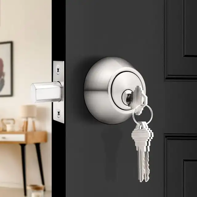 Locksmith Toronto -Deadbolts & Handles Replace -Smart Locks - Photo 3