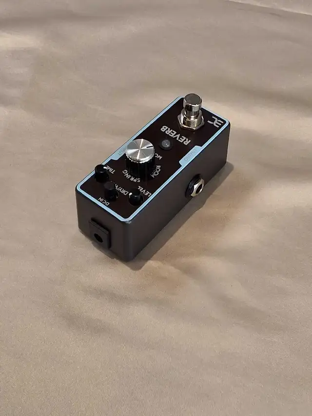 EX Reverb Guitar Pedal - Photo 2