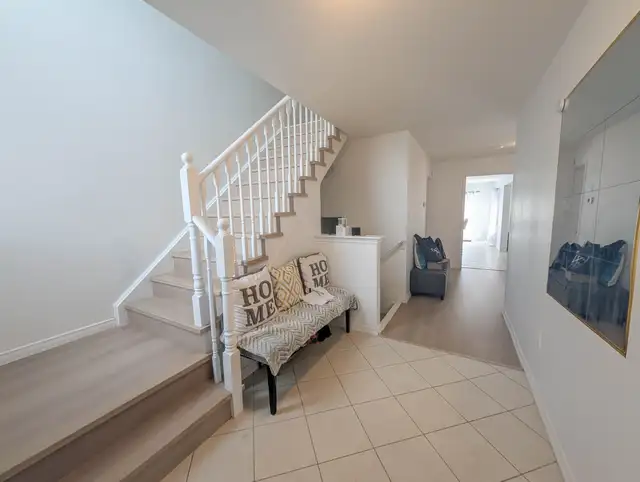6 Honey Comb Trail, Thorold - 4 Bedroom House - Photo 2