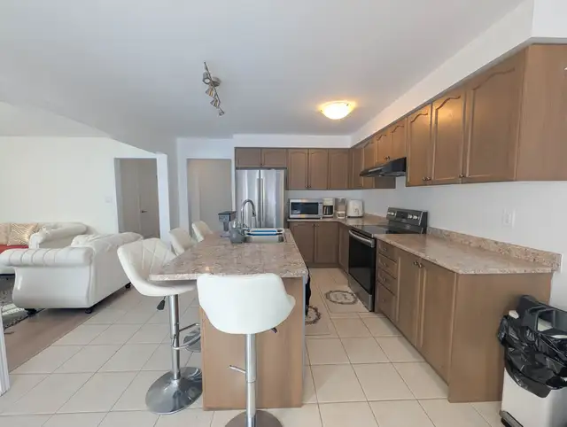 6 Honey Comb Trail, Thorold - 4 Bedroom House - Photo 9