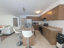 6 Honey Comb Trail, Thorold - 4 Bedroom House - Photo 9