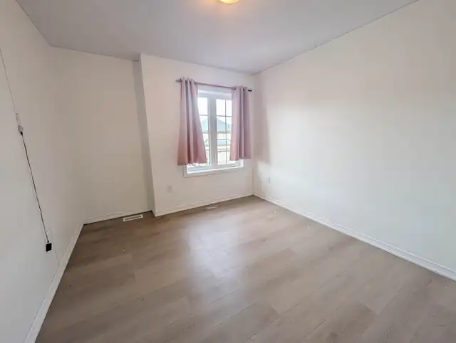 6 Honey Comb Trail, Thorold - 4 Bedroom House - Photo 21