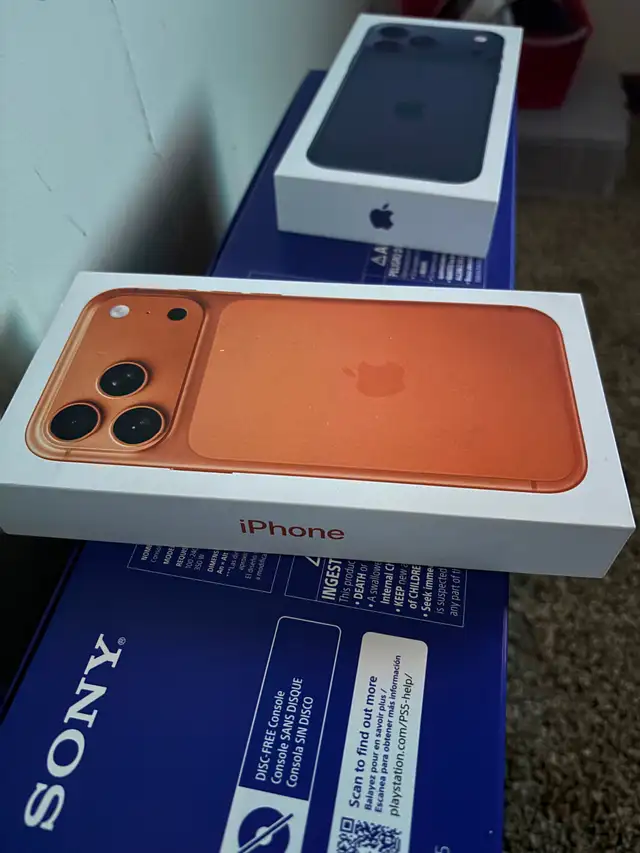 New IPhones 17 pro max 256gb and ps5 Digital Edition for sale. - Photo 2