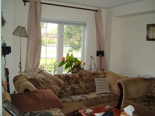 3 BDs semi-house for rent in  Markham - Photo 3