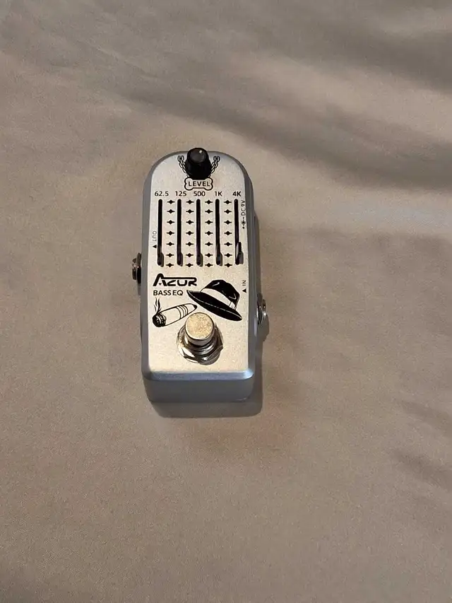 Azor Bass EQ equalizer pedal