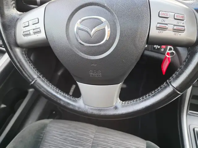 2009 Mazda Mazda6 2.5L Automatic with Sunroof - Photo 17