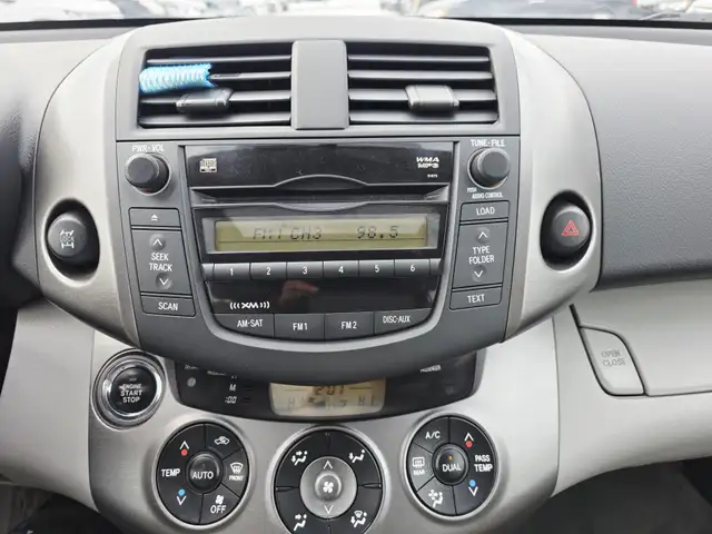 2009 Toyota RAV4 4WD V6 Limited One Owner Backup Camera Sunroof - Photo 16