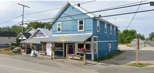 This Location Speaks Volumes! - Photo 10