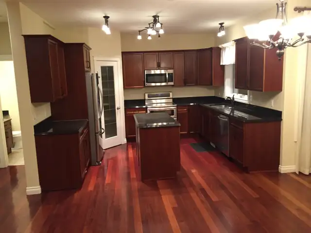 A True Gem in Spruce Grove Available for Rent - Photo 3