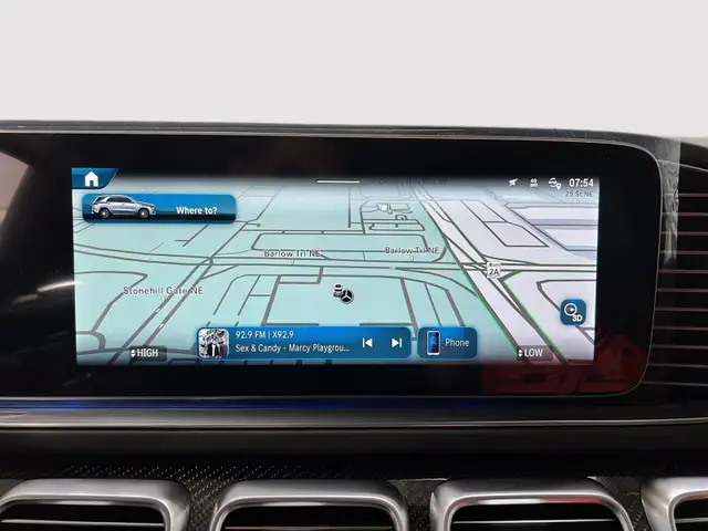 2025 Mercedes-Benz GLE AMG GLE 53 Yes, only 26 km's! No luxury t - Photo 6