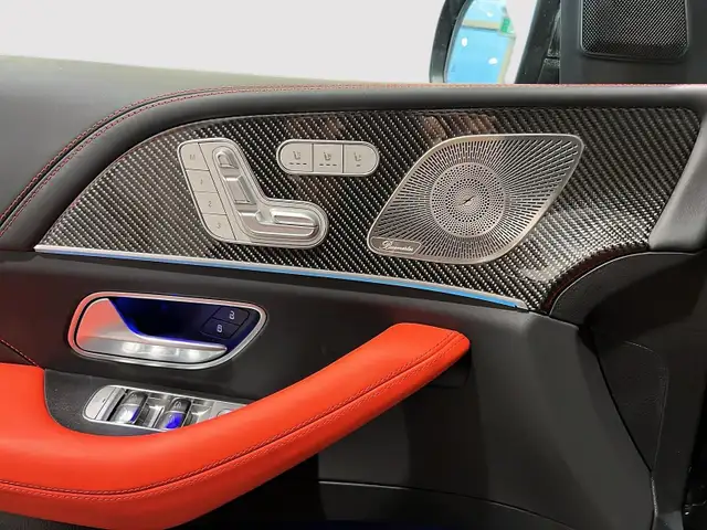 2025 Mercedes-Benz GLE AMG GLE 53 Yes, only 26 km's! No luxury t - Photo 10