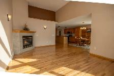 Bungalow in Olds, 3 bed, 3 bath - Photo 5