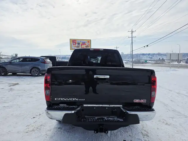 2009 GMC Canyon 4X4 Crew Cab One Owner - Photo 5