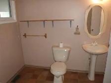 Just beside U of M,  3 bedrooms whole house for rent - Photo 9