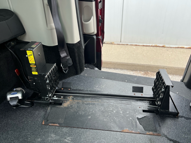 2019 Dodge Grand Caravan WHEELCHAIR VAN-POWER RAMP-10KMS-SWIVEL - Photo 5