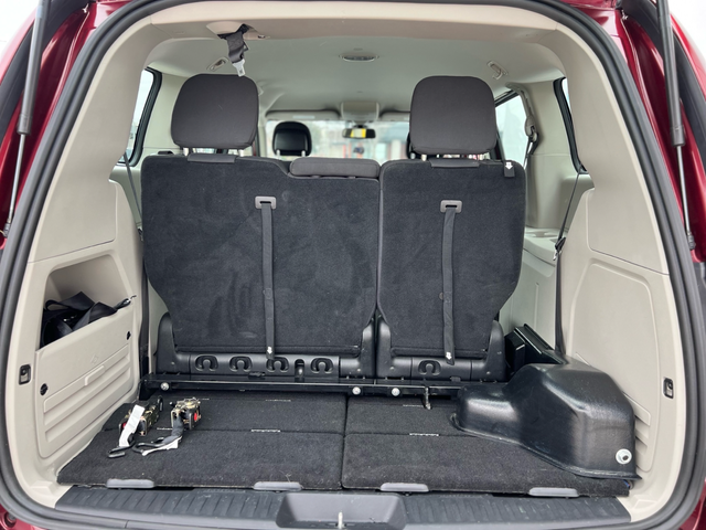 2019 Dodge Grand Caravan WHEELCHAIR VAN-POWER RAMP-10KMS-SWIVEL - Photo 19
