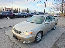 2004 Toyota Camry  XLE Heated Seats Sunroof