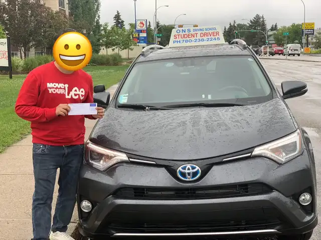 driving lessons - 10hrs driving only/free pickup - Photo 6