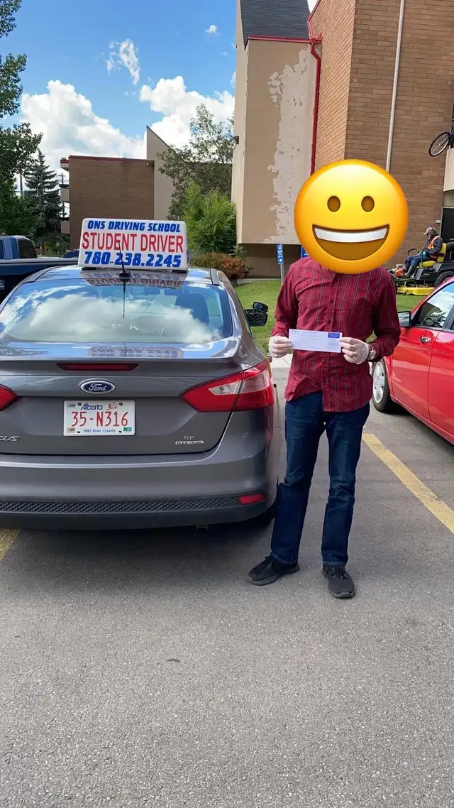 driving lessons - 10hrs driving only/free pickup - Photo 9