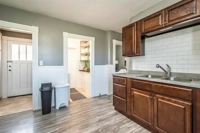 Main floor apartment for rent in Stellarton. Heat included.