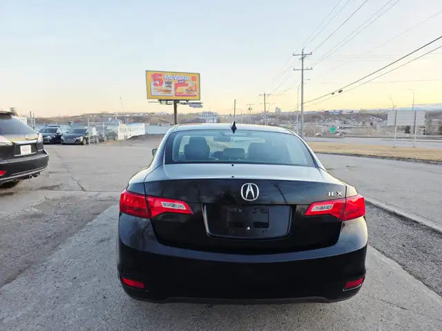 2013 Acura ILX Tech Package Sunroof Backup Camera Heated Seats - Photo 5