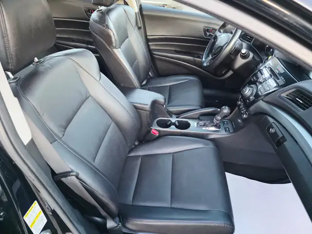 2013 Acura ILX Tech Package Sunroof Backup Camera Heated Seats - Photo 11
