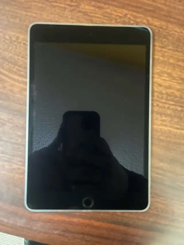 IPad Mini 4th gen 128 GB