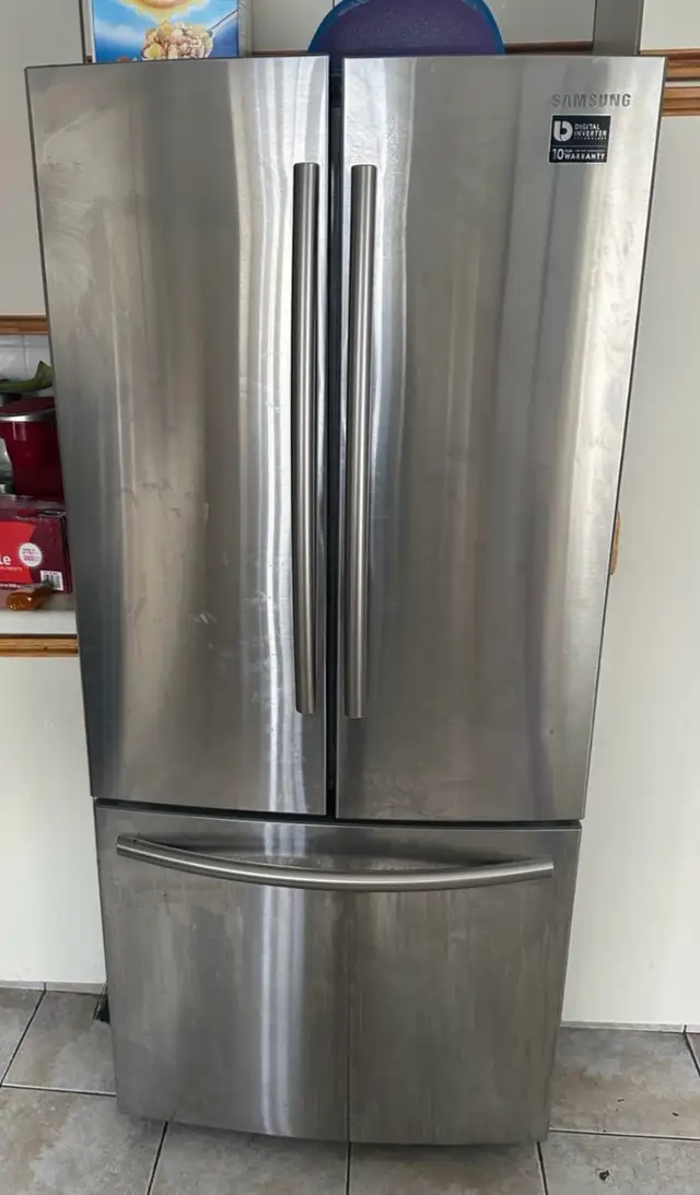 Four ( Samsung)   Frigidaire (Samsung)   Matelas grandeur (king) - Photo 2